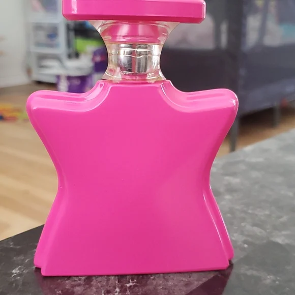 🌹Host Pick!🌹"I Love NY For Her" By Bond 9 EDP Fragrance - Picture 4 of 4